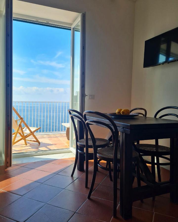 Torretta Corricella- Punta Dei Monaci Apartamento Procida Exterior foto